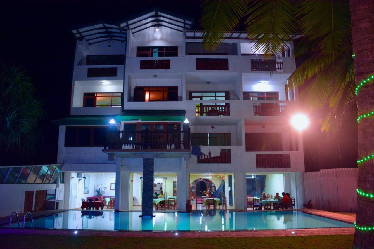 Southern Star Hotel Bentota Zewnętrze zdjęcie